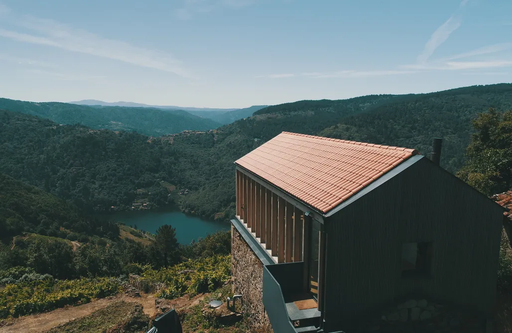 AlohaCamp Domos geodésicos en Ribeira Sacra 1