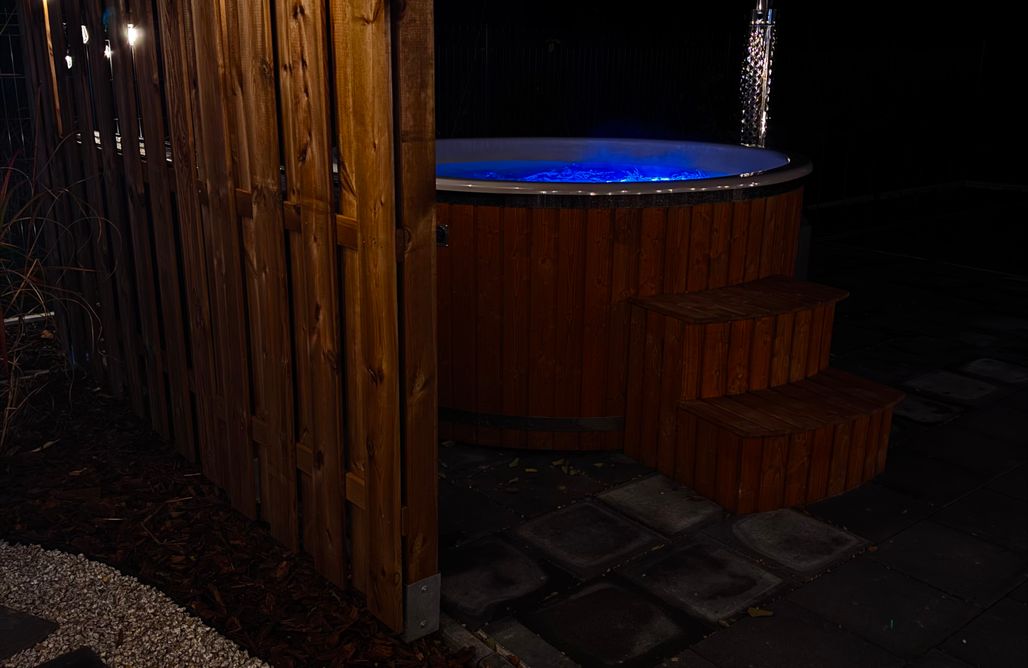 AlohaCamp Domek Powietrze, komfortowy domek z prywatną balią 1