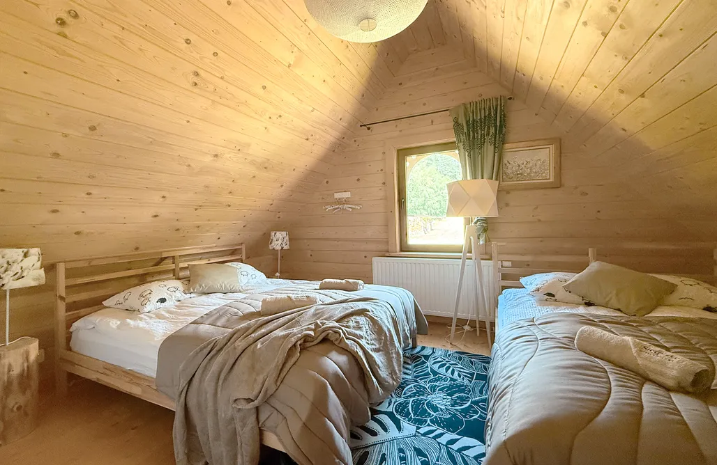 AlohaCamp Całoroczny dom z bali z prywatnym jacuzzi 4