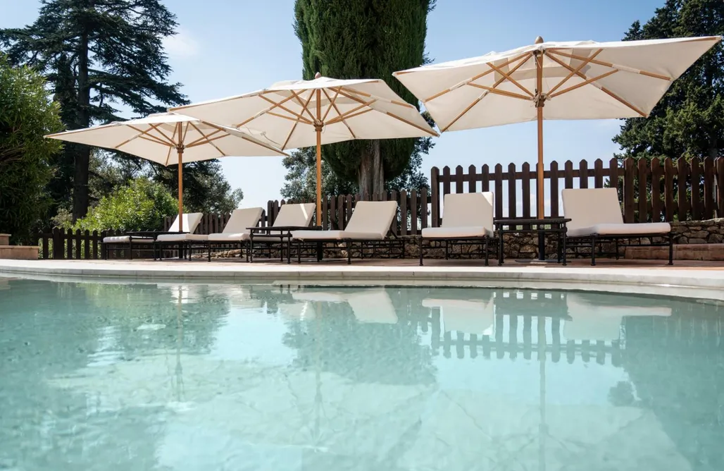 Château les Crostes AlohaCamp