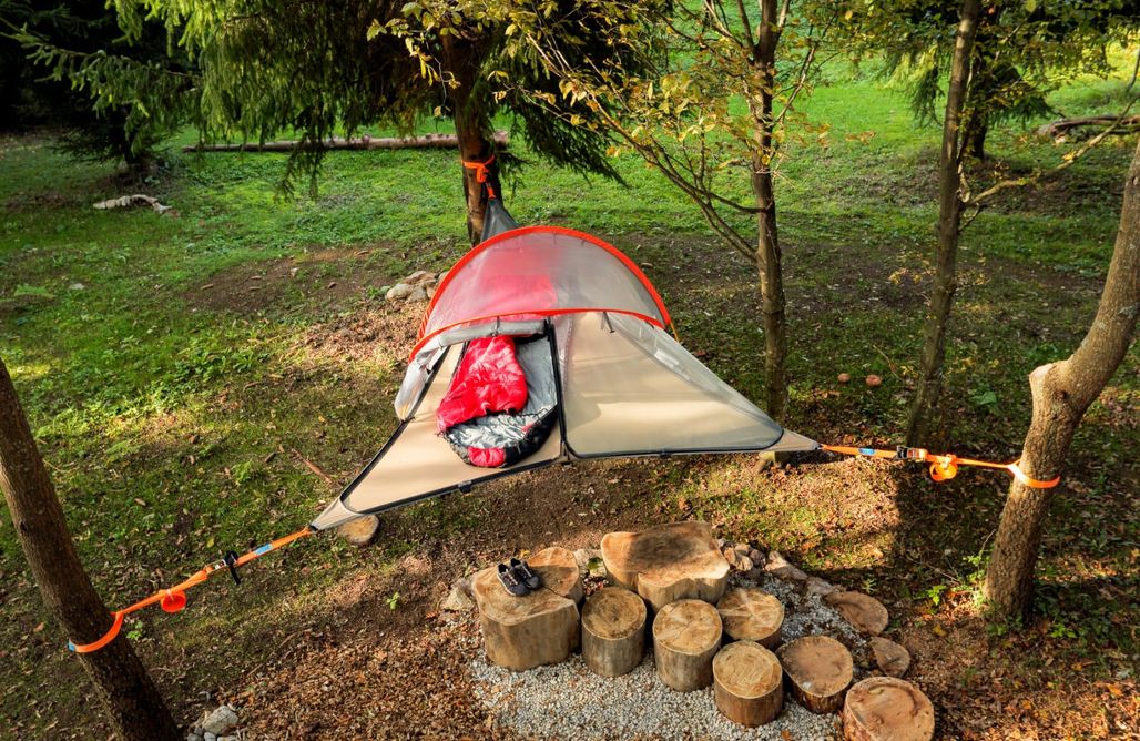 AlohaCamp Elevated Tree Tent Experience (2 Guests) 3