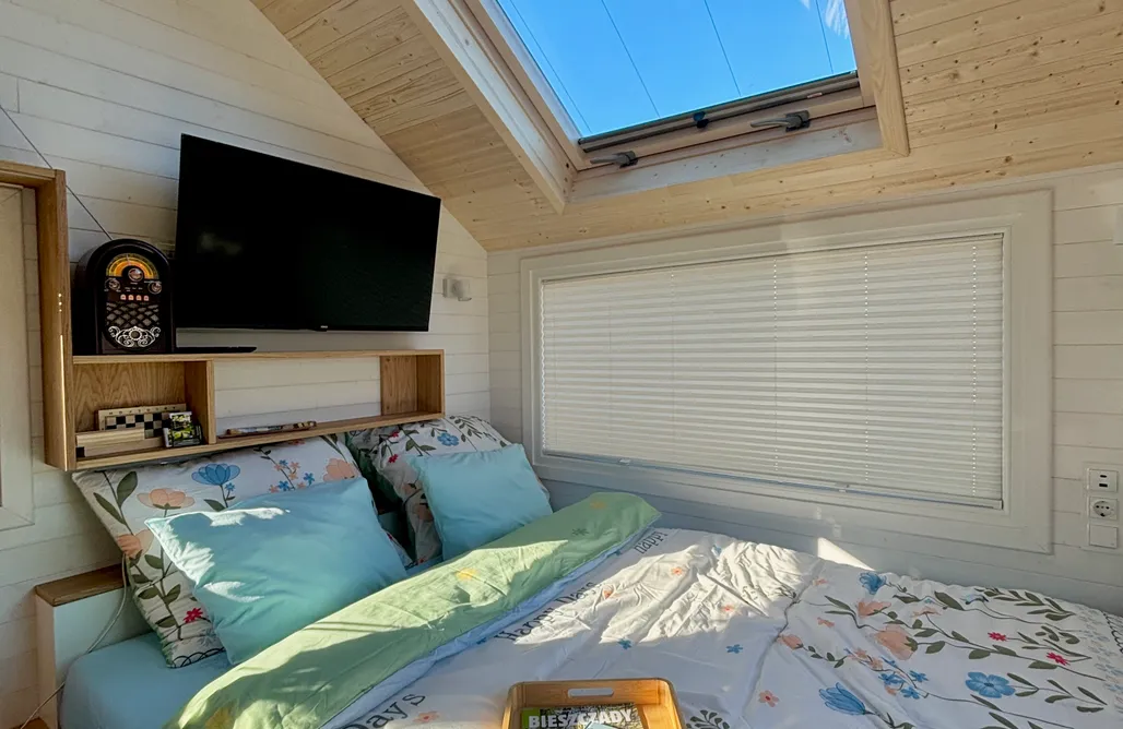 AlohaCamp D8 domek z oknem na gwiazdy, jacuzzi, kominek 200m2 ogród, + sauna, basen 3