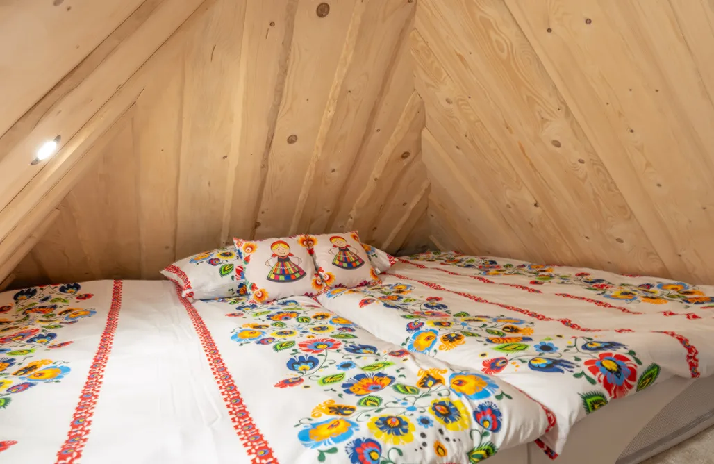 AlohaCamp Chatka nad wodospdem 2