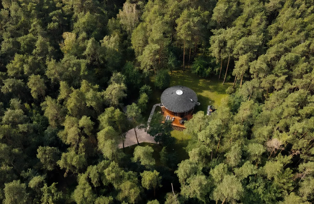 Jurta v Plnosti - dom v lese na výlučné použitie do 15 osôb | sauna a kaďa | AlohaCamp