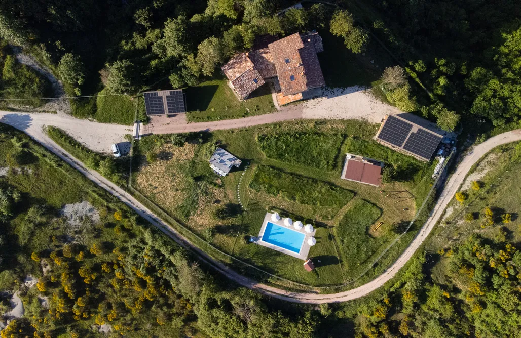 Bungalow Basilicata L'Albero Sbandieratore, cozy home in Gubbio Italy 2