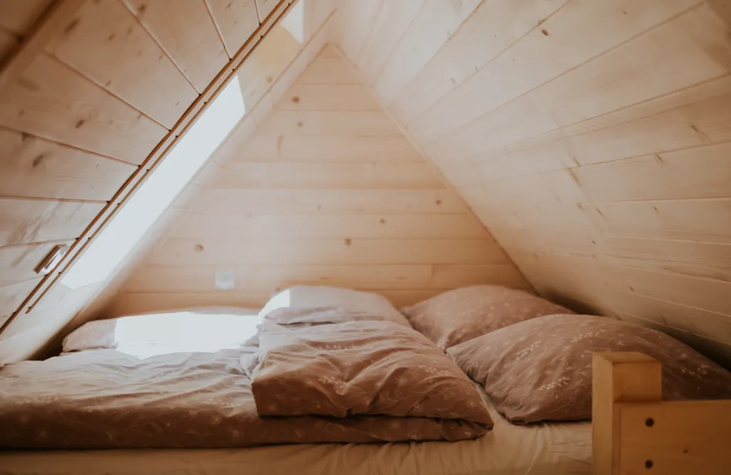 AlohaCamp Tiny House nad potokiem 2