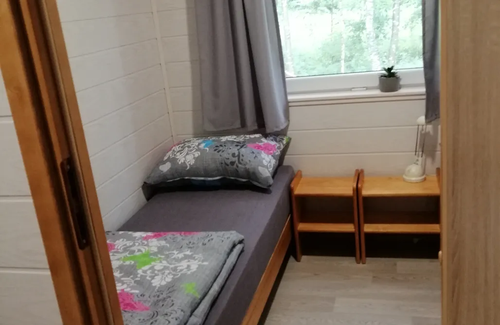 AlohaCamp Domek letniskowy czerwony-całoroczny 4