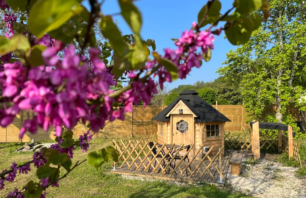 Appartamenti Germania Kota finlandais Chaumont – Nuit insolite en pleine nature 2