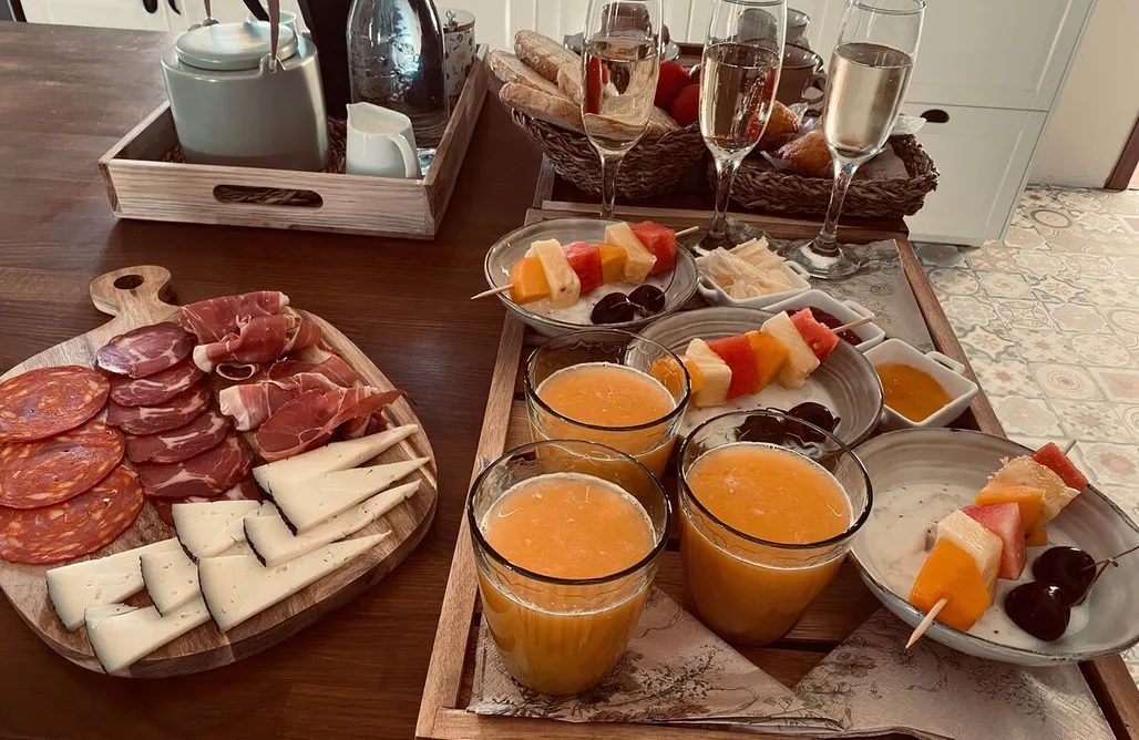 AlohaCamp Cal Robusto 1