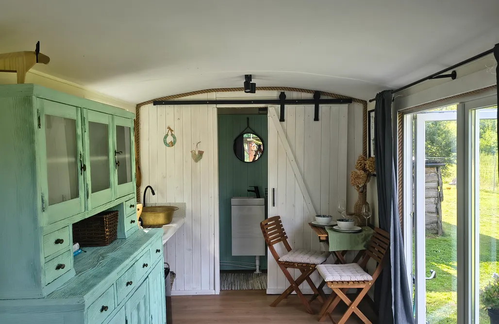 AlohaCamp Tiny House Zagroda Kopytkowo 4