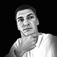 Damian gospodarz San Escobar 