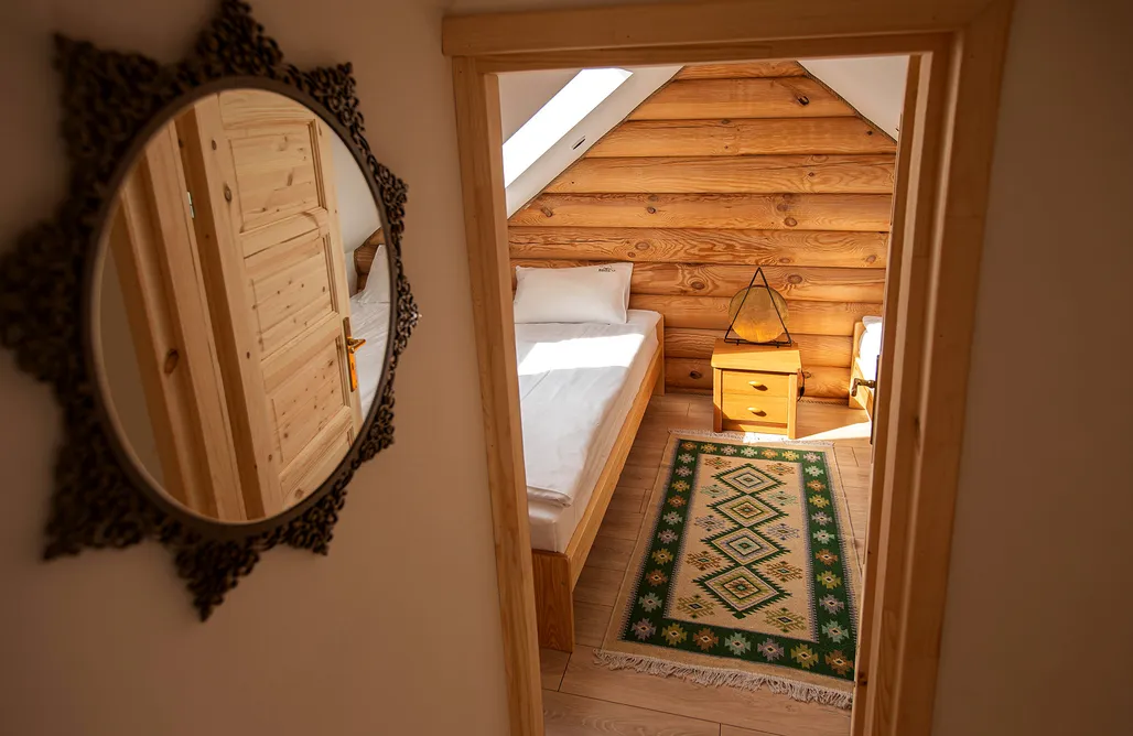 noclegi AlohaCamp Rojst Borowinowy Las - azyl dla dorosłych 1