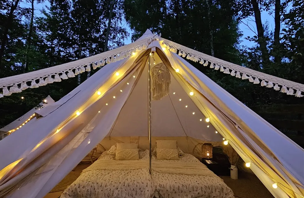 noclegi AlohaCamp Folwark Hulaj Dusza 1