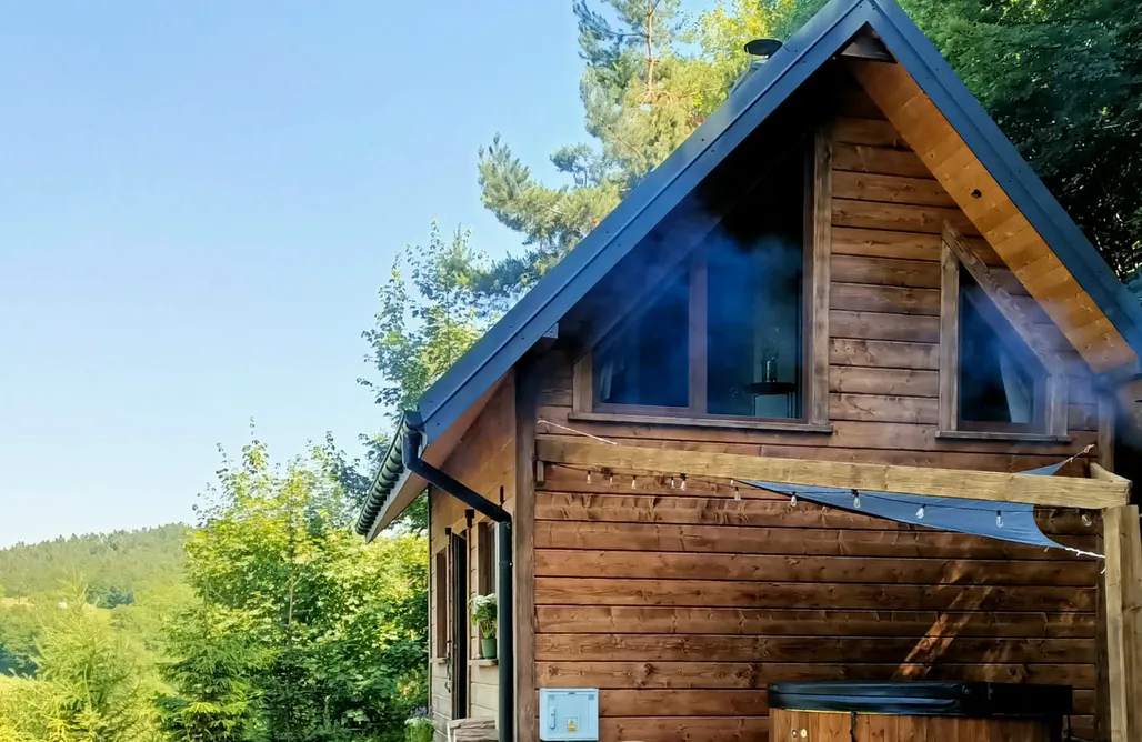 noclegi AlohaCamp Osada Ptosek Bieszczady Sosnowa Chata 5