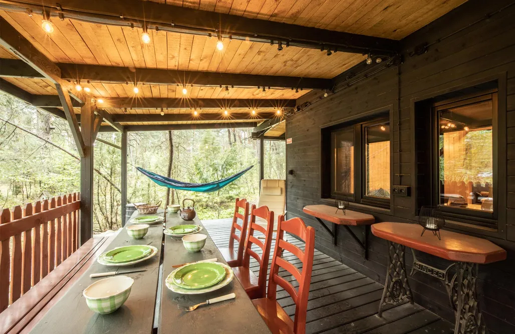 AlohaCamp accommodation Zegrze Lake Domek Cichy Las  5