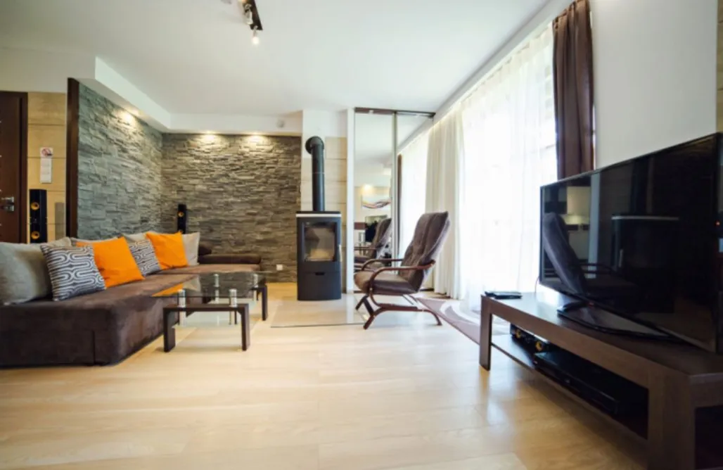 AlohaCamp Komuny Paryskiej 41/1 4