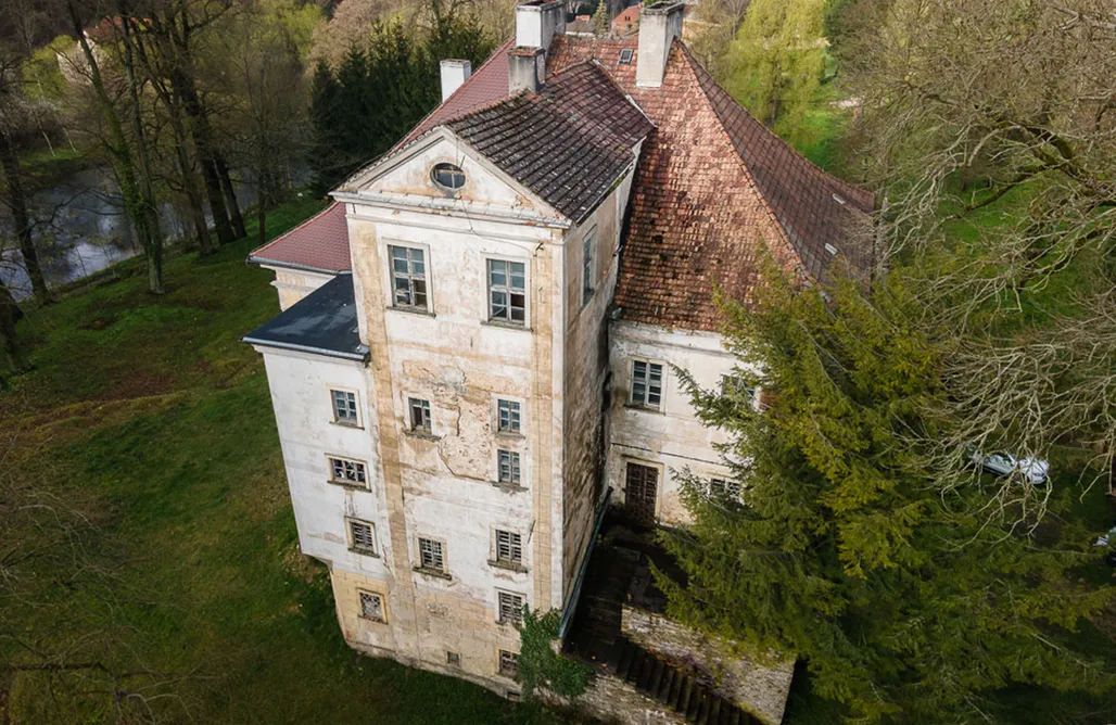 noclegi AlohaCamp Pałac Rząsiny 5