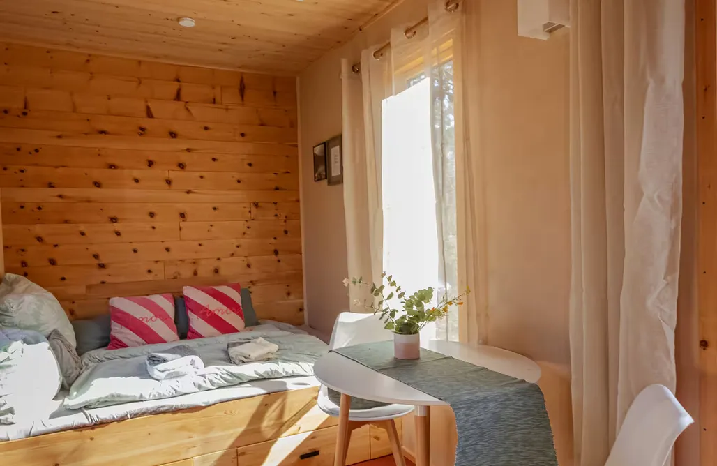 AlohaCamp Tiny House Joy 3