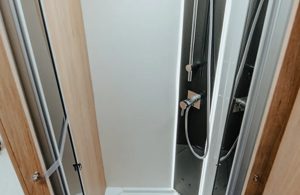 AlohaCamp Apartament na kołach (4 os.) 4
