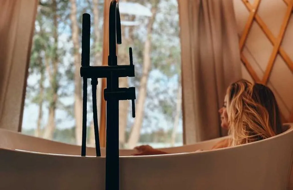 Domek Nad Rozlewiskiem Jurta Yuka Glamping 1