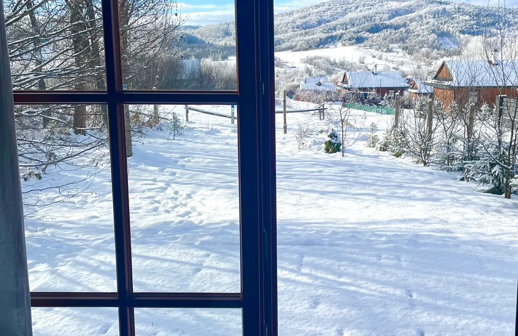 AlohaCamp accommodation Jurta w Dolinie Niedźwiadka 4