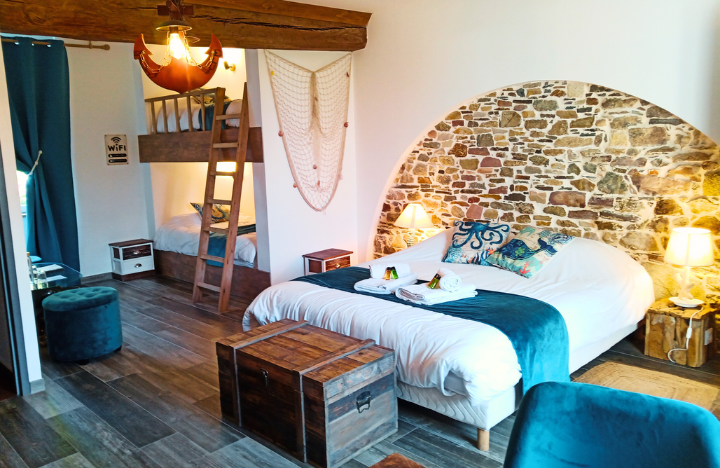 Hébergement AlohaCamp Black Pearl - La Synchronicité Chambres d'Hôtes 5