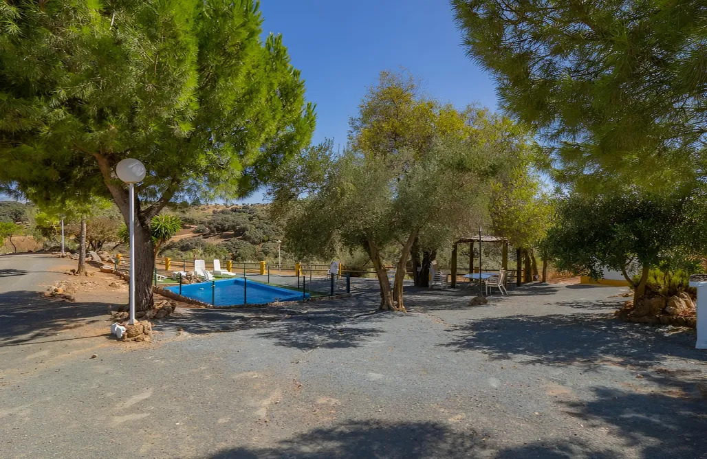 alojamientos AlohaCamp Cortijo El Perezon 1