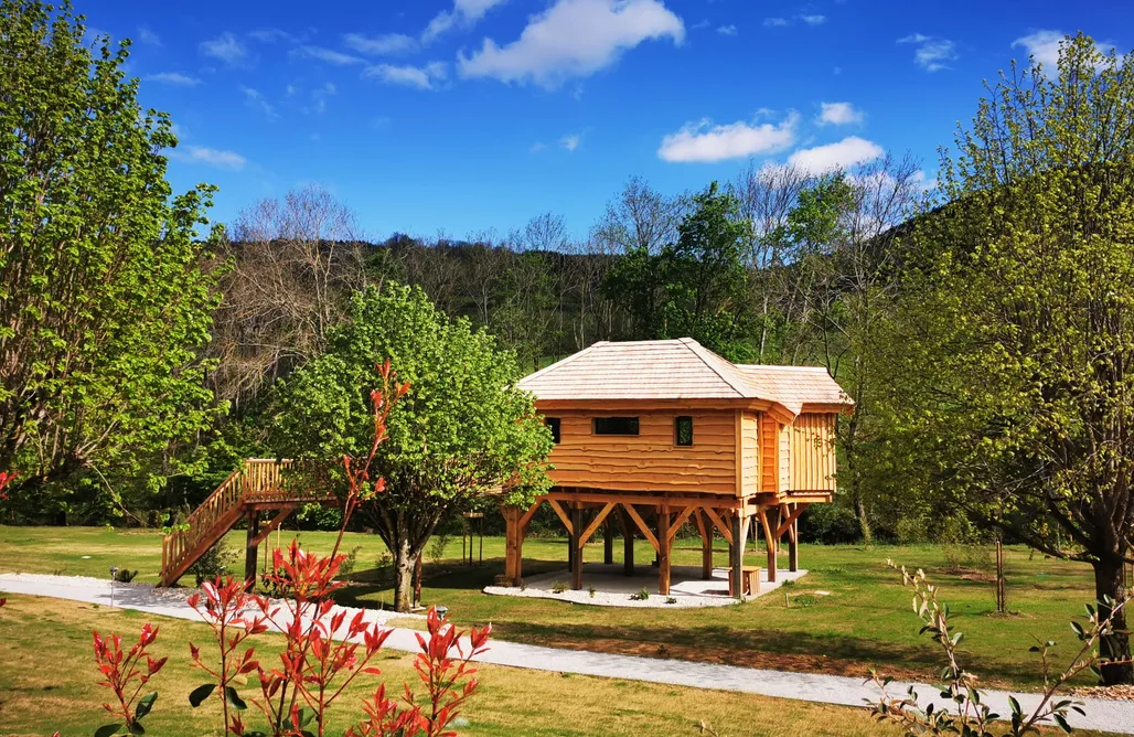 Nuit Insolite Pays De La Loire Cabanes Suspendues - SPA et Sauna privatifs 2