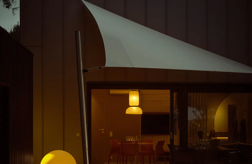 AlohaCamp Dom VIP 08B 1