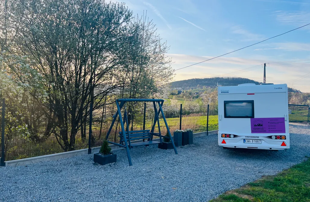 AlohaCamp accommodation Kamper Lov 1