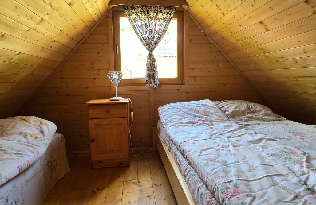 AlohaCamp Domek 7 os. 3