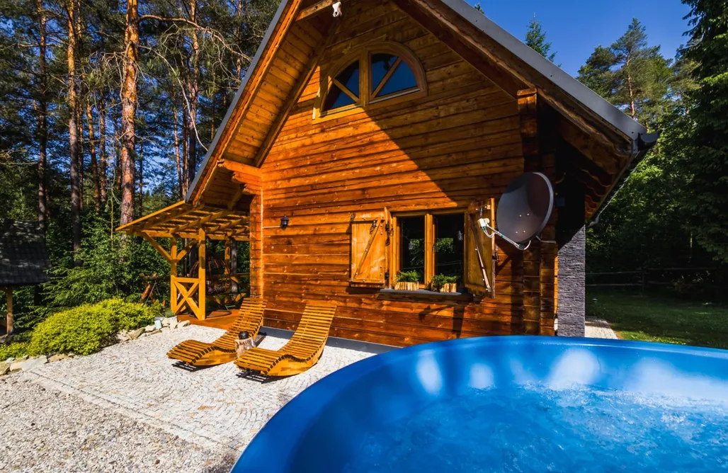 noclegi AlohaCamp Smerekowiec - domek w lesie z sauną w cenie 4