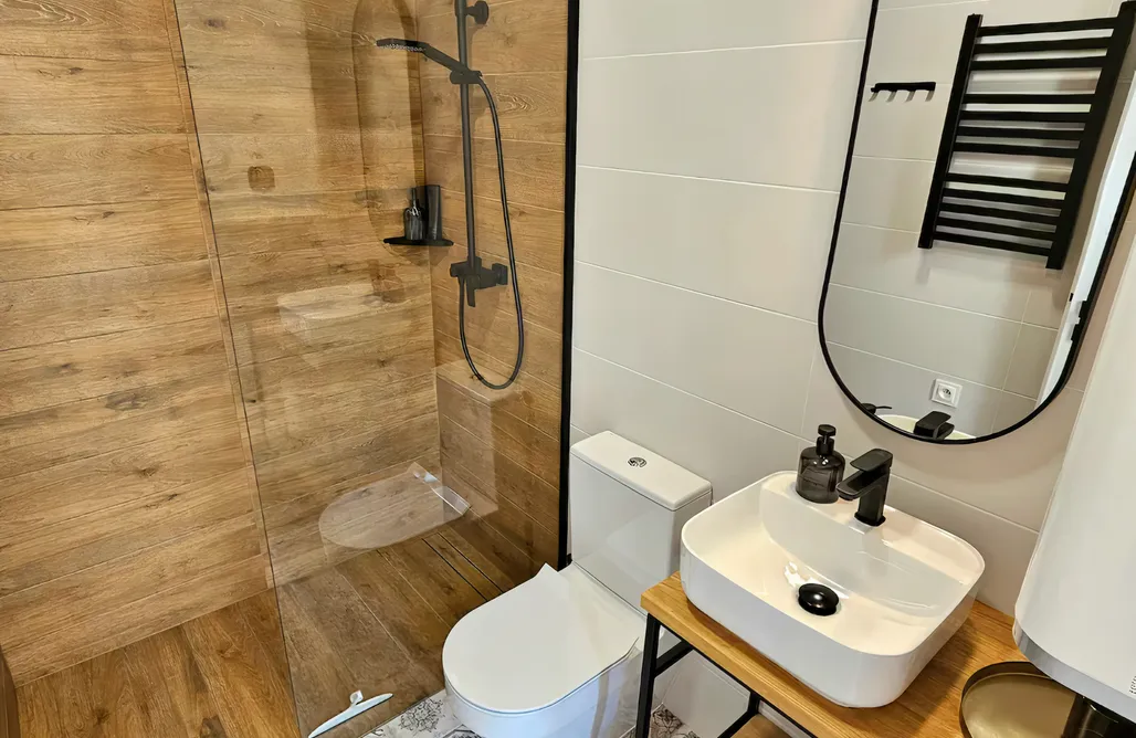 AlohaCamp 1. Dom z 2 sypialniami Bini 1