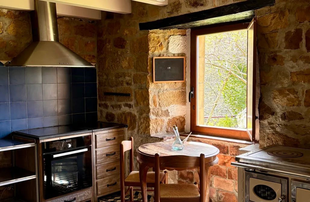 Hoteles Rurales en Cantabria Lo Macario Cabaña Pasiega 1