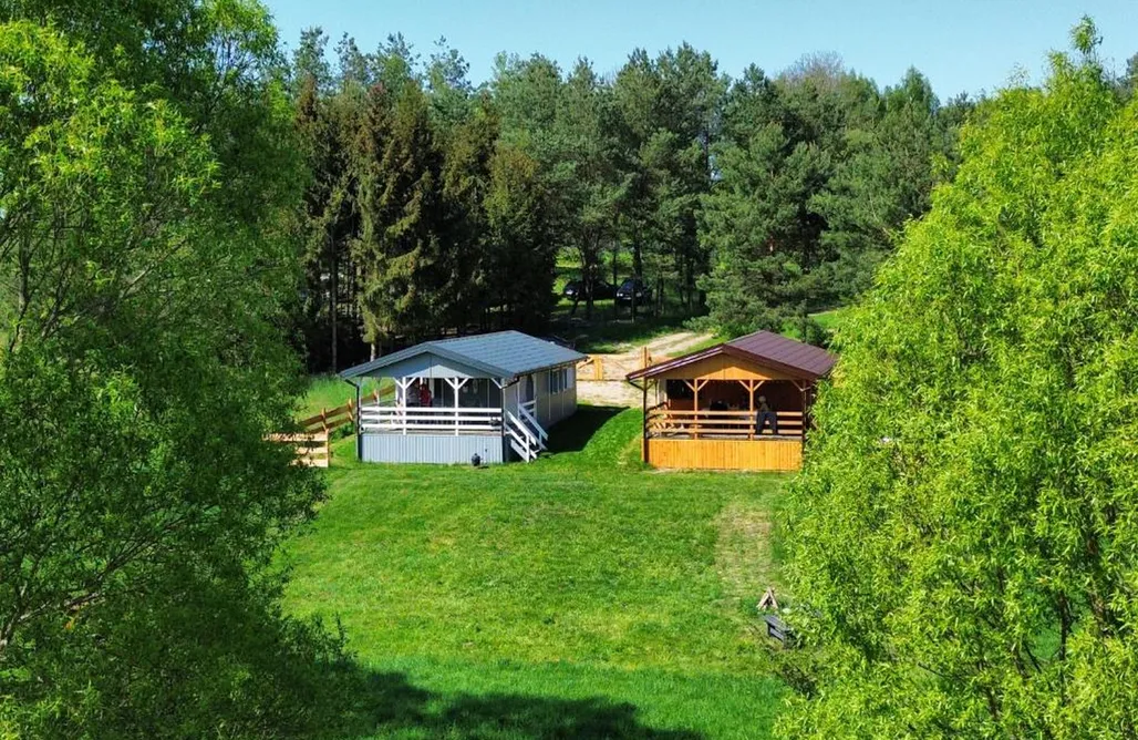 noclegi AlohaCamp Kryszynówka - dwa domki z surferskim vibe'em 1