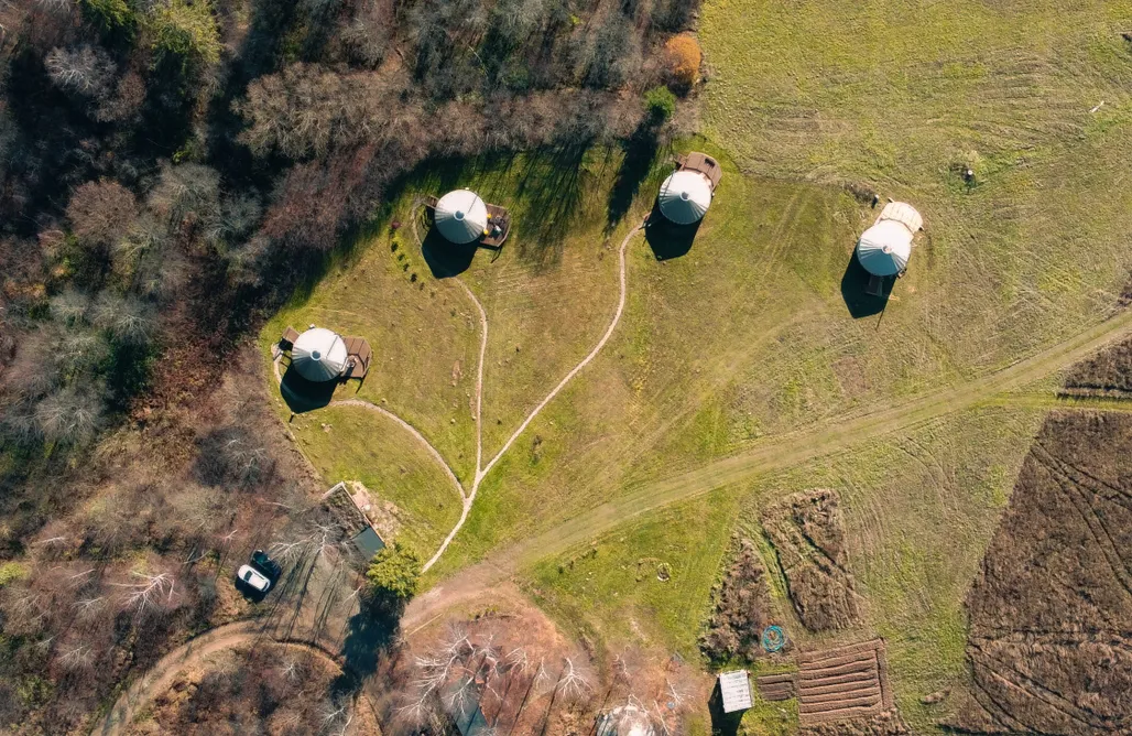 noclegi AlohaCamp Mononoke - Jurty nad Sanem  1