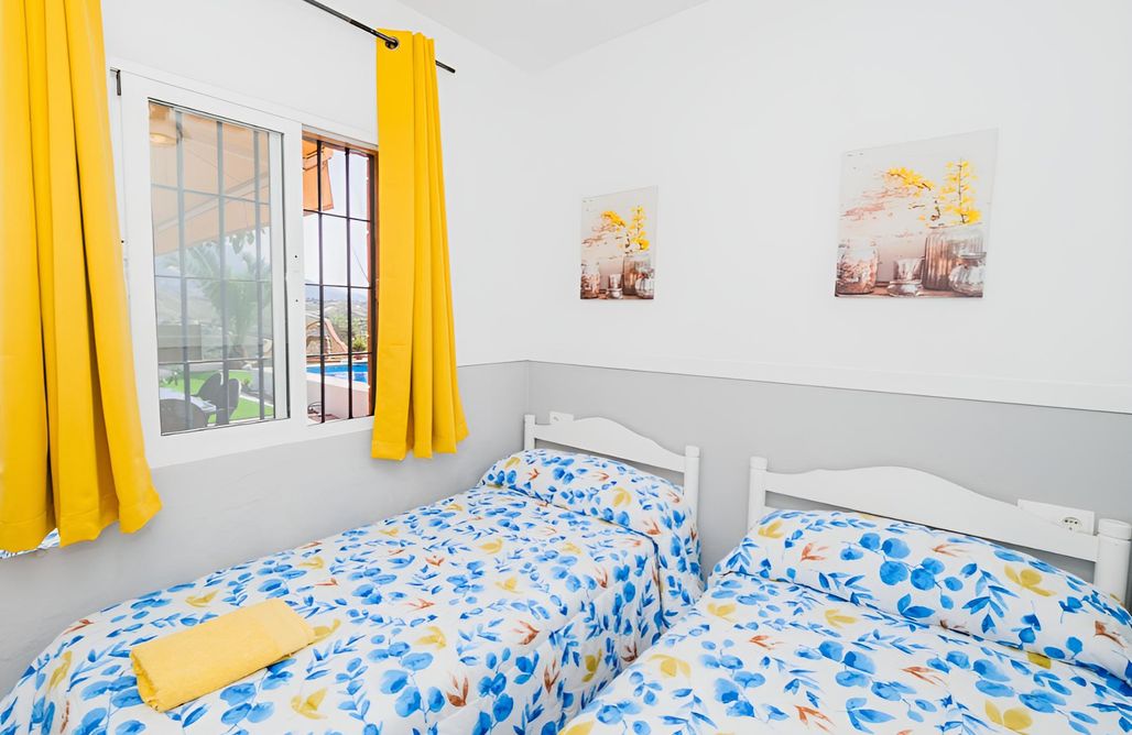 AlohaCamp Finca River Retreat  2