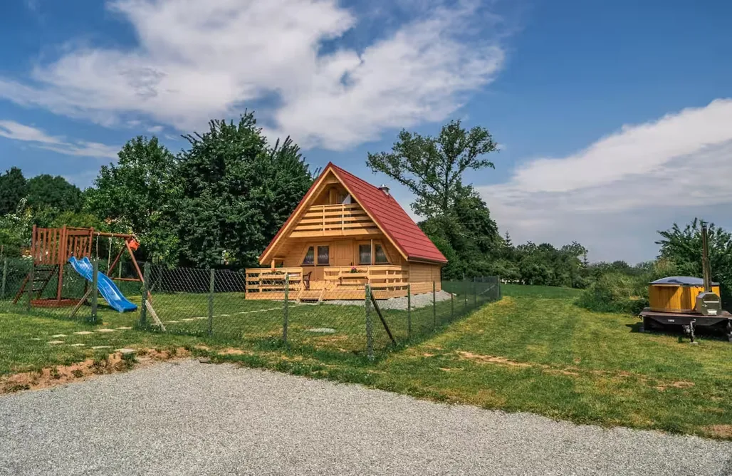 noclegi AlohaCamp Domek KOTlina 5