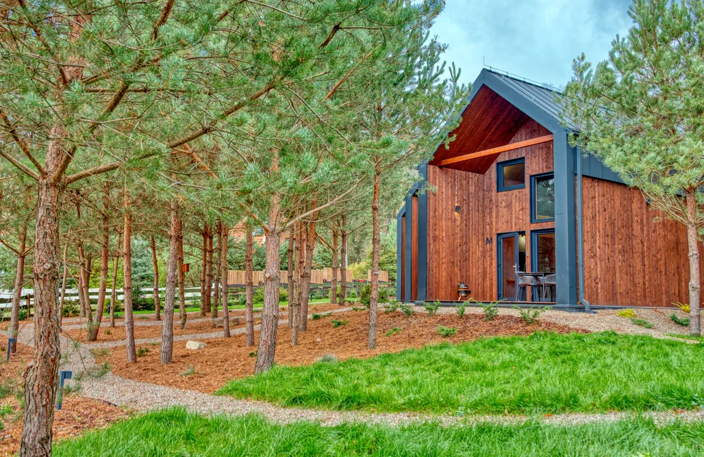 noclegi AlohaCamp The Tleń Lodge - domy całoroczne z jacuzzi  2