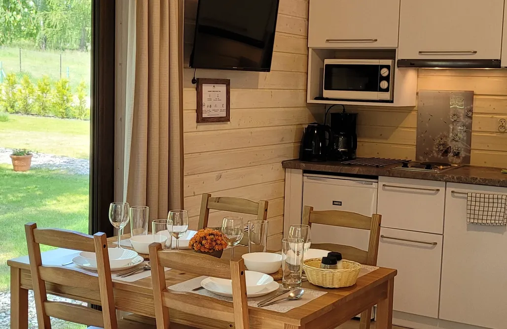 Jora Wielka noclegi Komfortowe domki nad jeziorem Tałty na Mazurach w prywatnym parku 1