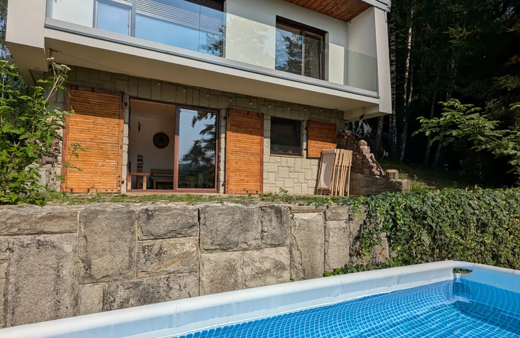 Alternatywy Dla Popularnych Portali Noclegowych Eko Lake view and mountain view villa in a forest 2