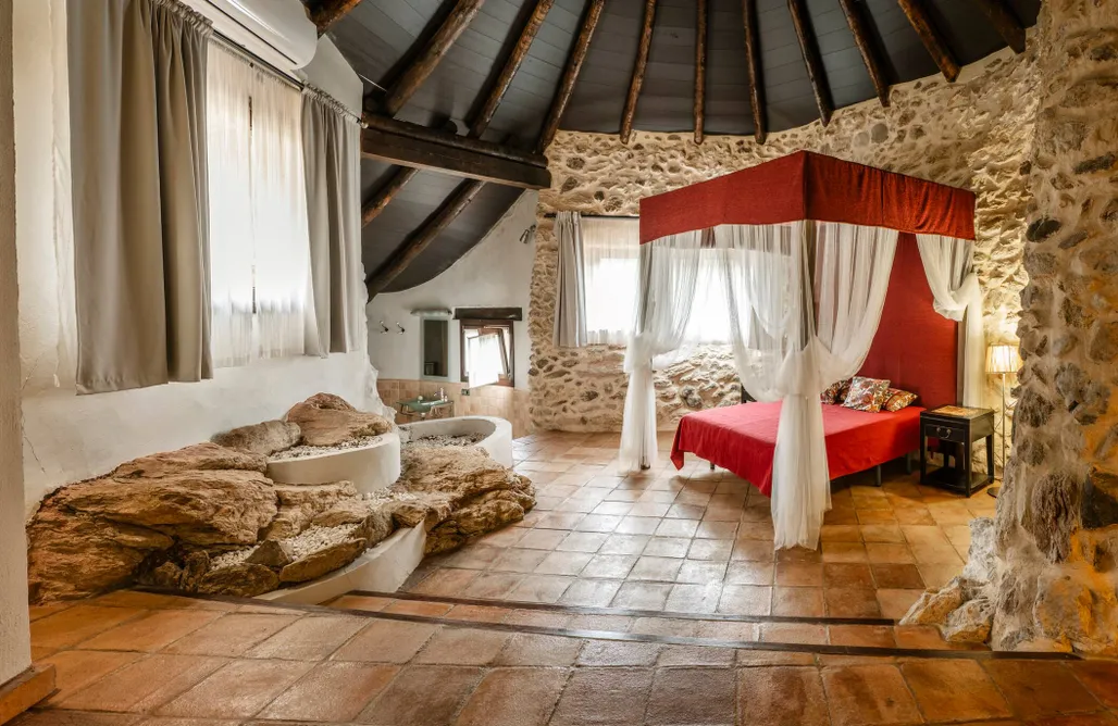 AlohaCamp Villa Rural La Torre by Hacienda Alfacara 2