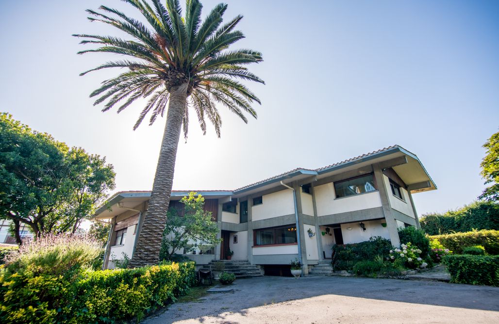 AlohaCamp Azkorri Beach House 2