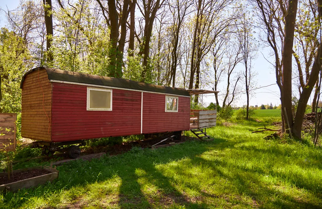 Domki Letniskowe Zachodniopomorskie Zirkuswagen an der Lichtung 1