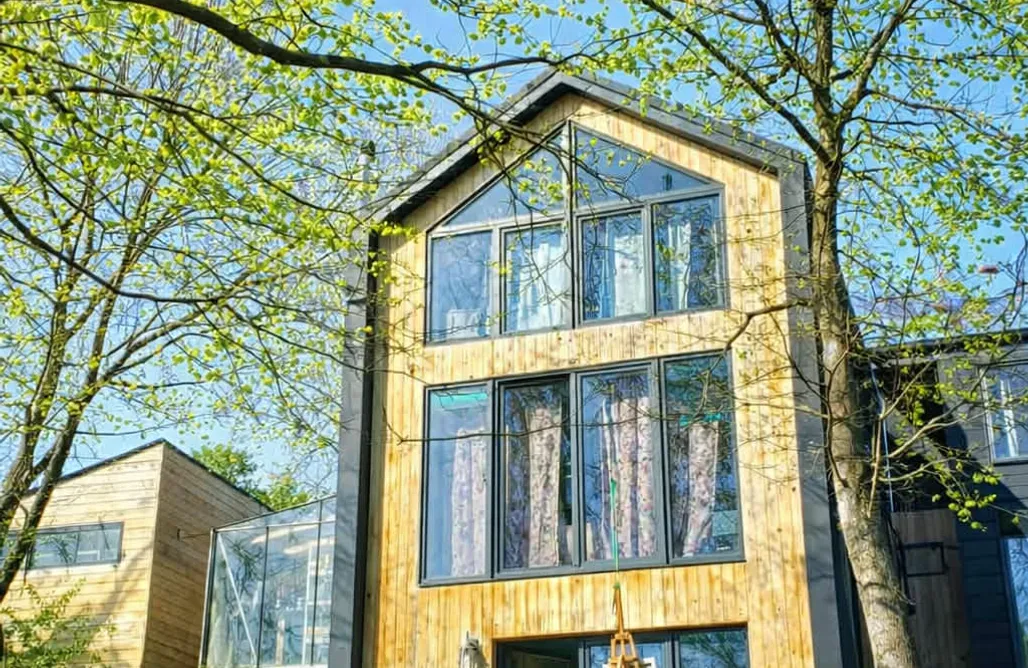 Nocowanie Nastawka Cottage Creativity and Regeneration 2