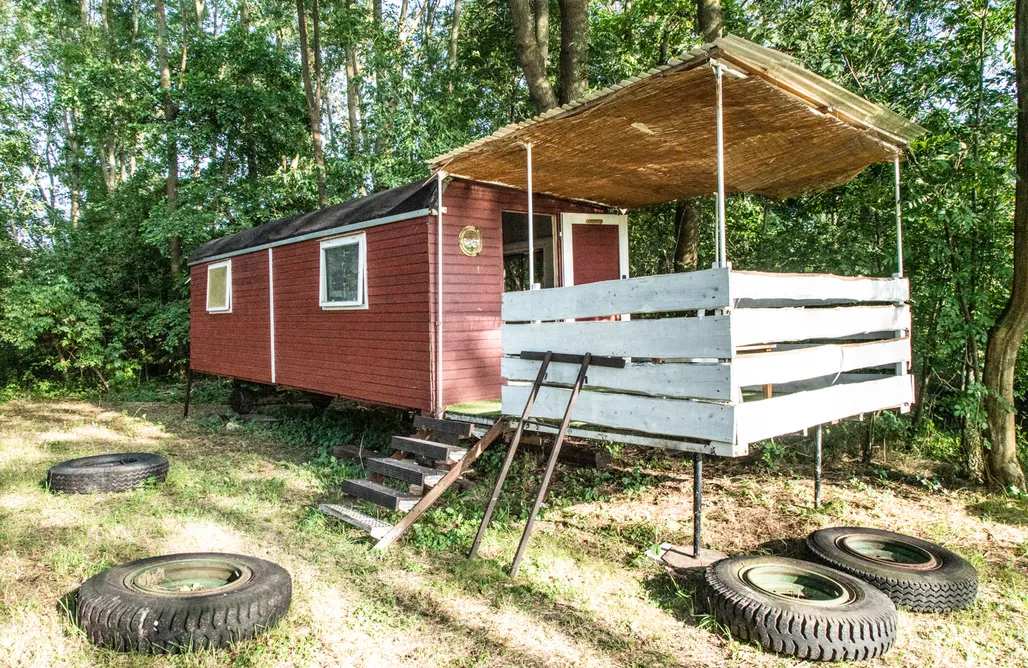 Domki Letniskowe Zachodniopomorskie Zirkuswagen an der Lichtung 2