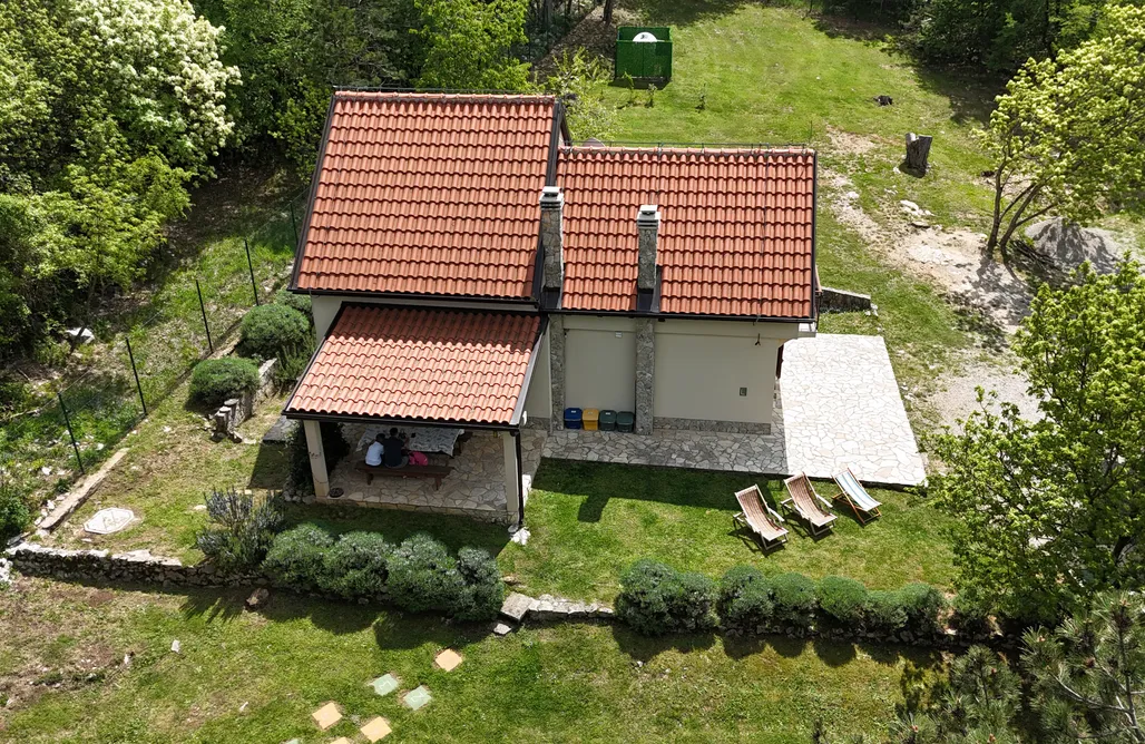 AlohaCamp accommodation 4 Seasons House 4