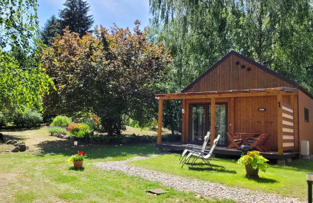 Jora Wielka noclegi Komfortowe domki nad jeziorem Tałty na Mazurach w prywatnym parku 2