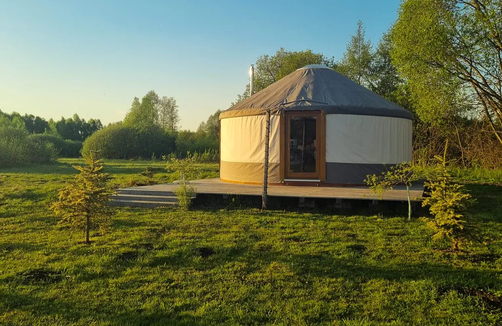 Jurta Irys Glamping  AlohaCamp