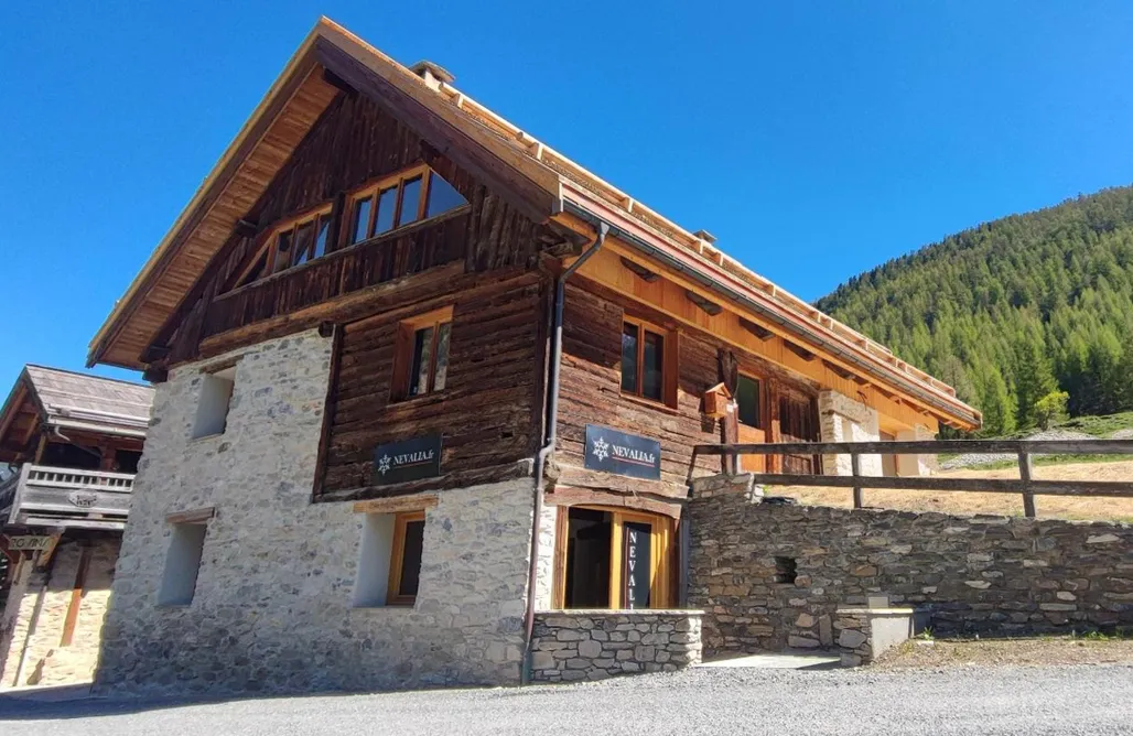 Winterurlaub Mit Kindern Chalet prestige 14 pers au pied des pistes 1